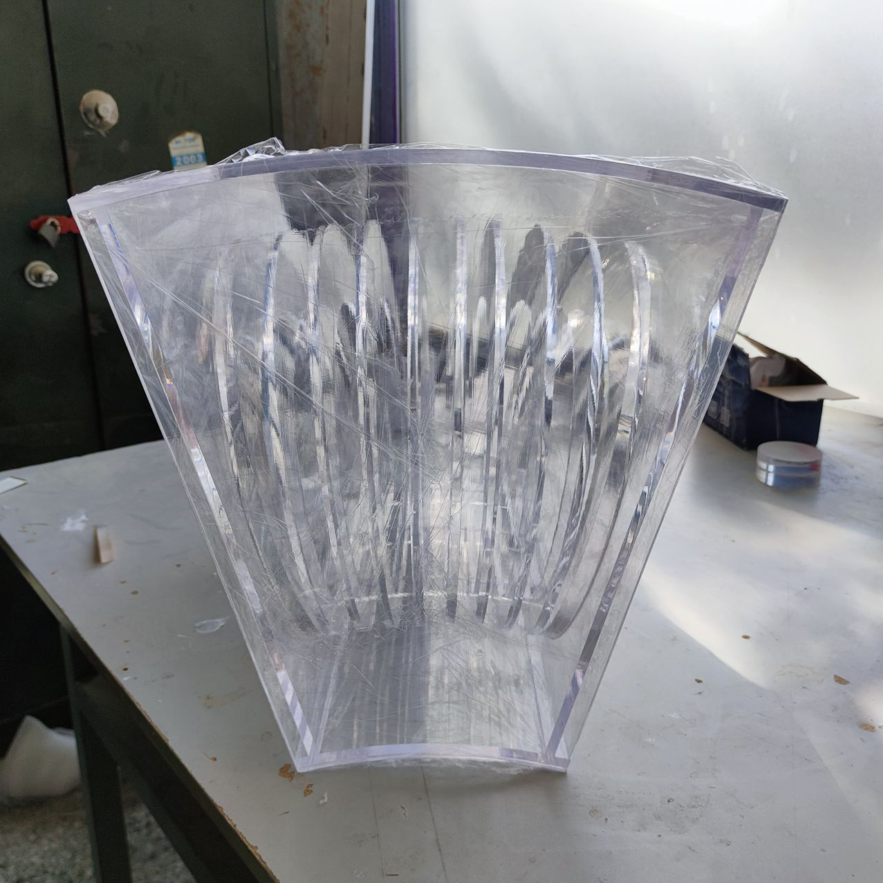 亚克力透明展台有机玻璃心型艺术品大型实验箱心型雕刻水箱仪器 图片 1