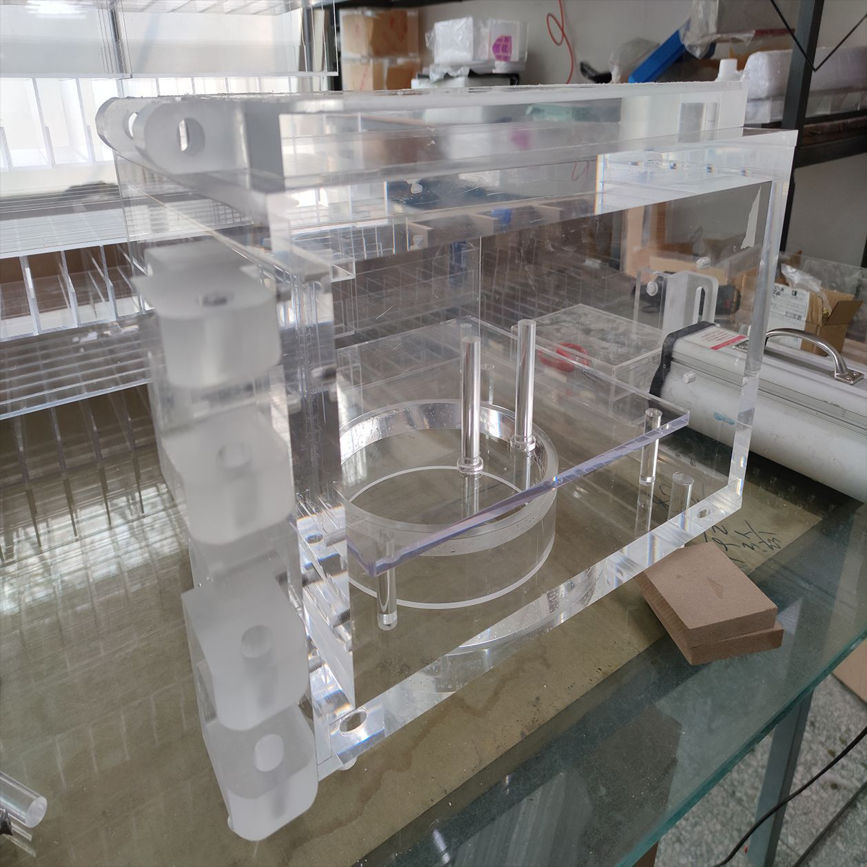亚克力实验箱定制有机玻璃器材加工异形亚克力多孔实验仪器装置 图片 4